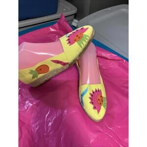 beverly feldman mules size 9B  embellished floral Fruit New